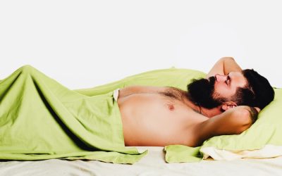 ¿Es normal que un hombre se venga dormido?
